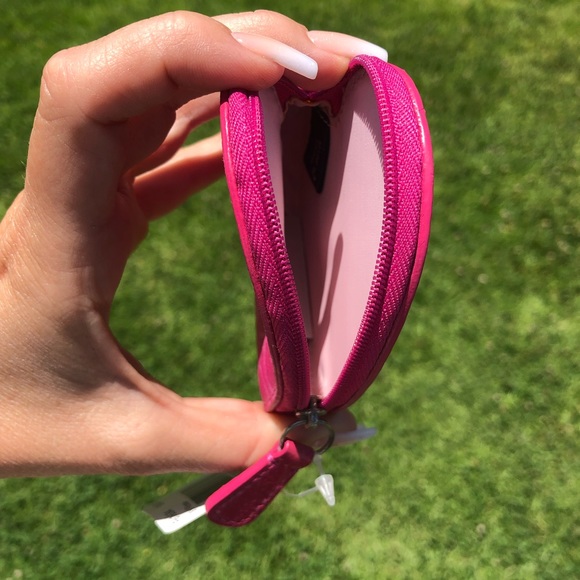 Pink Coach Heart Coin Purse new with tags - Picture 3 of 3